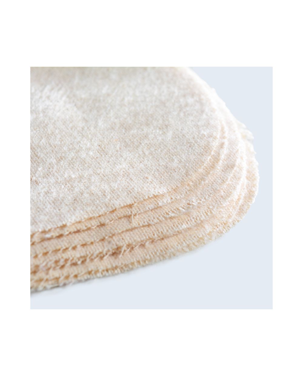 Reusable and eco-friendly menstrual pad, providing super comfort and sustainable period care